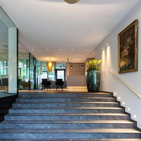 Готель Mignon Park & 5*